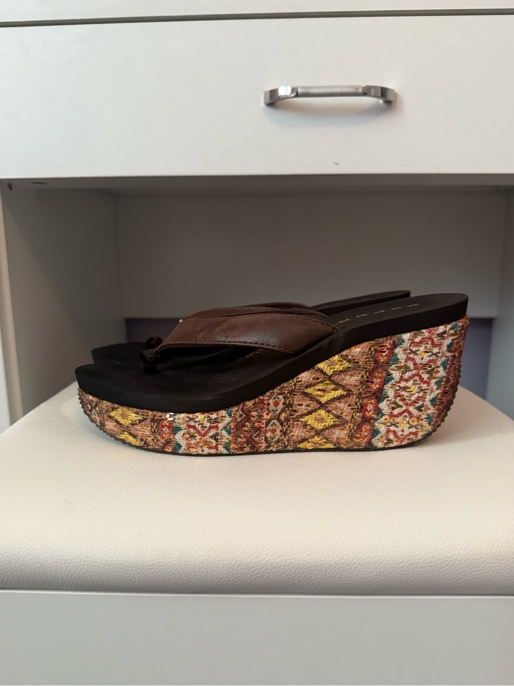 ROPER Southwestern Print Platform Wedge Flip Flop Sandals